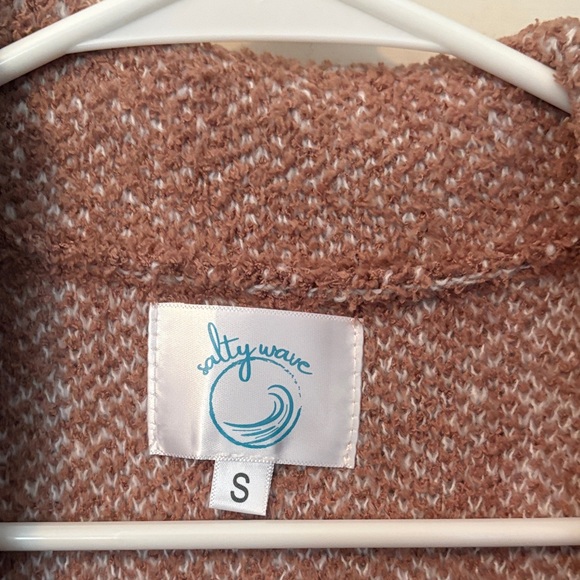 Salty Wave Knit Cardigan Vest - Picture 2 of 4